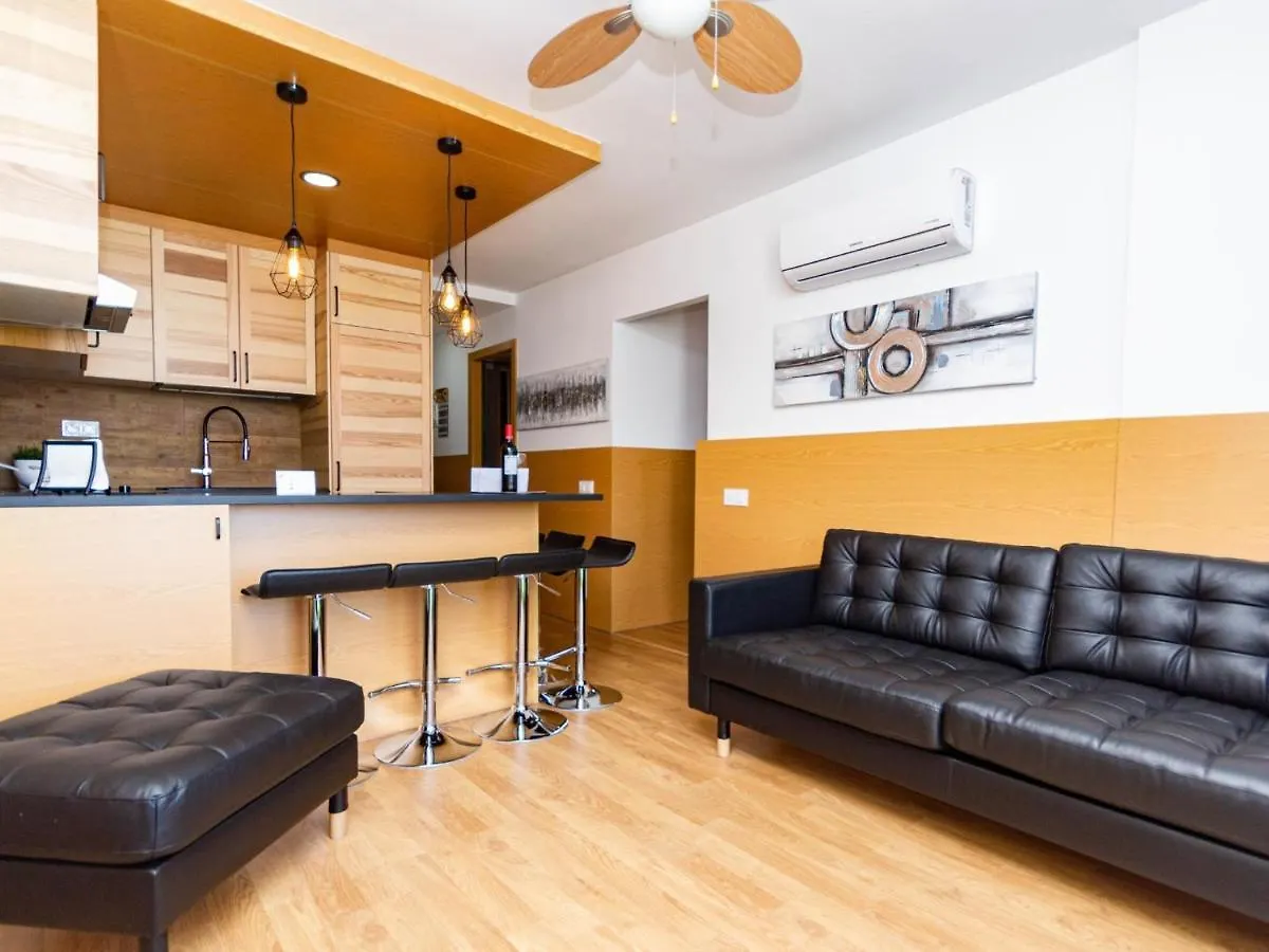 Slipper Friendly Holiday Home Playa del Inglés